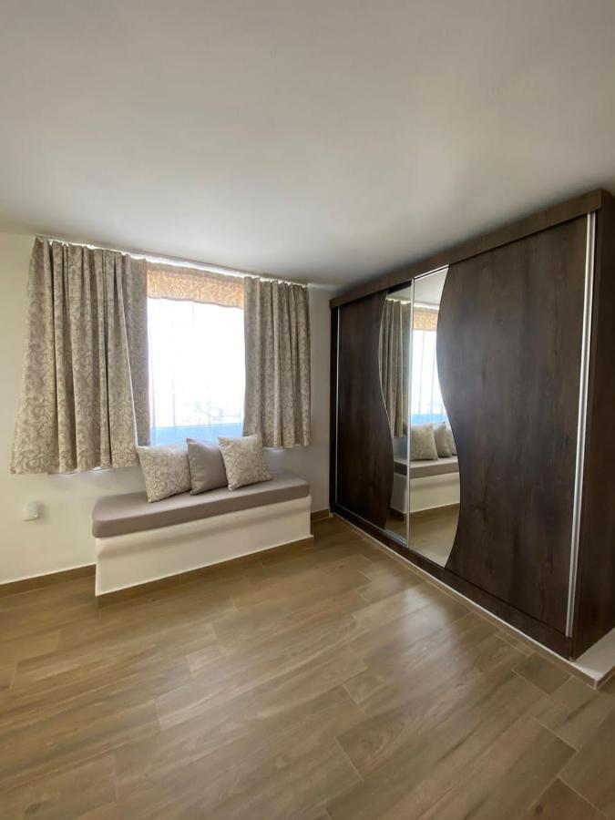 Alamana's House - Ideal For Couples Apartment *